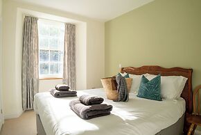 Holyland House - Greenacres Estates