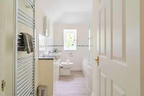 Holyland House - Greenacres Estates