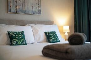 Holyland House - Greenacres Estates