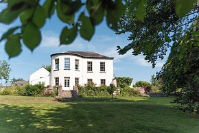 Holyland House - Greenacres Estates