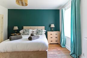 Holyland House - Greenacres Estates