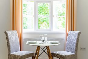 Holyland House - Greenacres Estates