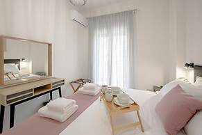 Luxury Chic Retreat Suites