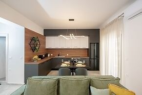 Luxury Chic Retreat Suites