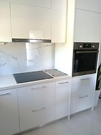 White Dome Apartment I