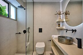 River Serenity Villa Vryses