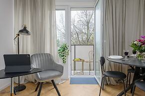 Lumina spacious apartment in Warsaw