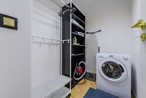 Lumina spacious apartment in Warsaw