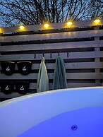 Caplor Glamping and Lodges