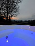 Caplor Glamping and Lodges