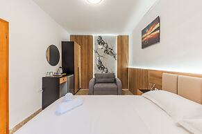 ApartHotel by PikHost