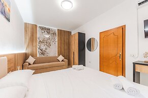 ApartHotel by PikHost