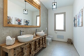 Villa Infinity by Wonderful Italy