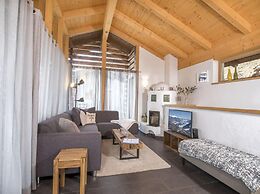 Luxurious Chalet With Sauna in Konigsleiten