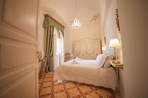 Historical Stella Apartment In Puglia