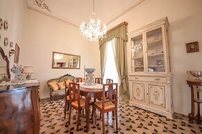 Historical Stella Apartment In Puglia