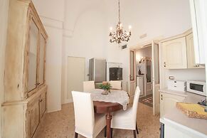 Historical Stella Apartment In Puglia