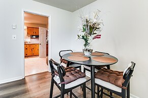 3 Mi to Huntington Beach: Hampton Family Home!