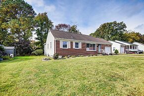 3 Mi to Huntington Beach: Hampton Family Home!