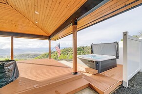 Dreamy Hilltop View: Roseburg Wine Country Retreat