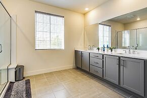 8 Mi to Lincoln Park: Family-friendly Tracy Home