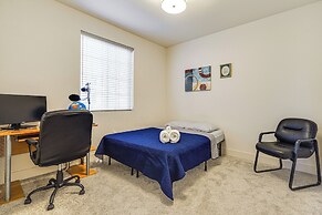 8 Mi to Lincoln Park: Family-friendly Tracy Home