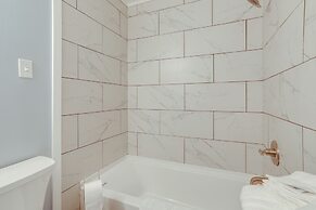 Hike, Fish & Boat: Secluded Mountain View Home