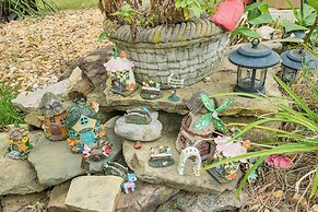 4 Mi to Falls Lake: Dog-friendly Wake Forest Home