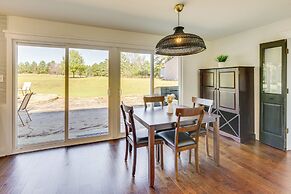 Fire Pit & Grill: Tyler Home on 5 Acres!