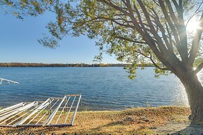Pet-friendly Cabin on Star Lake: Fire Pit & Grill!