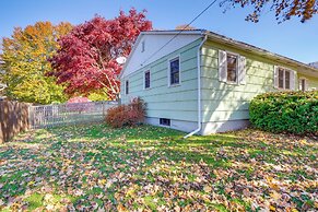 6 Mi to Skiing: Pet-friendly Home in Pittsfield!