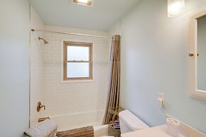 6 Mi to Skiing: Pet-friendly Home in Pittsfield!