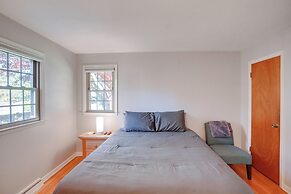 6 Mi to Skiing: Pet-friendly Home in Pittsfield!