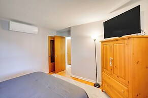 6 Mi to Skiing: Pet-friendly Home in Pittsfield!