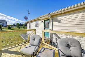 Lake Anna Getaway w/ Fire Pit + Dock Access!