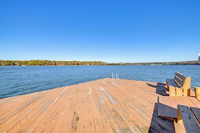 Lake Anna Getaway w/ Fire Pit + Dock Access!