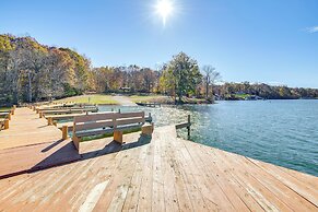 Lake Anna Getaway w/ Fire Pit + Dock Access!