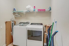 Home 5 Mi to Disney Springs & Epcot!