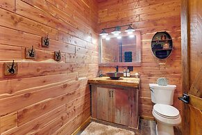 Galena Cabin on 20 Acres: 5 Mi to Downtown!