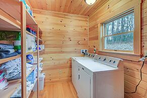 Family-friendly Brooks Gem w/ Spacious Yard!