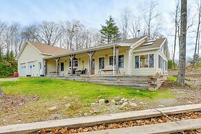 Family-friendly Brooks Gem w/ Spacious Yard!