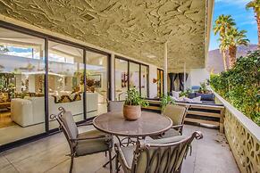 Canyon Palm in Palm Springs