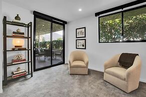 Canyon Palm in Palm Springs