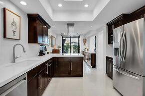 Canyon Palm in Palm Springs