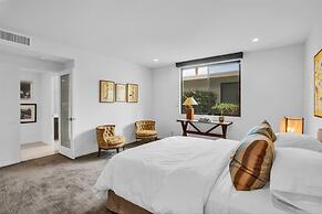 Canyon Palm in Palm Springs