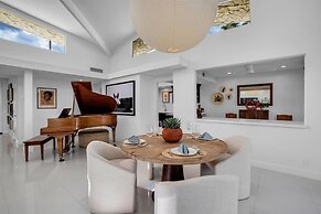 Canyon Palm in Palm Springs