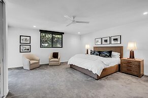 Canyon Palm in Palm Springs