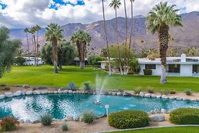 Canyon Palm in Palm Springs