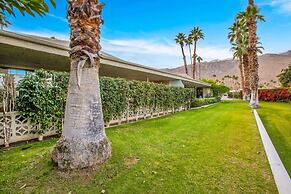 Canyon Palm in Palm Springs