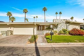 Canyon Palm in Palm Springs